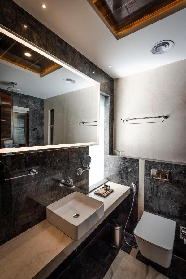 Hotel Park Elanza Коимбатур Экстерьер фото