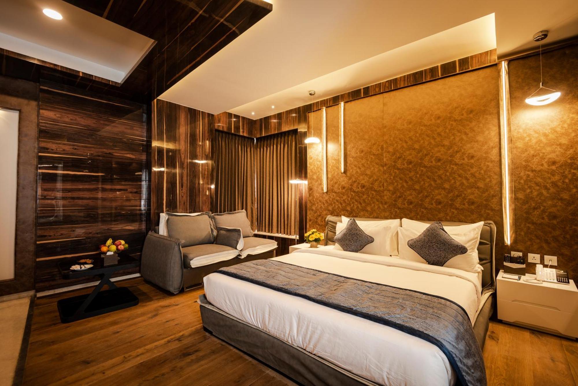 Hotel Park Elanza Коимбатур Экстерьер фото